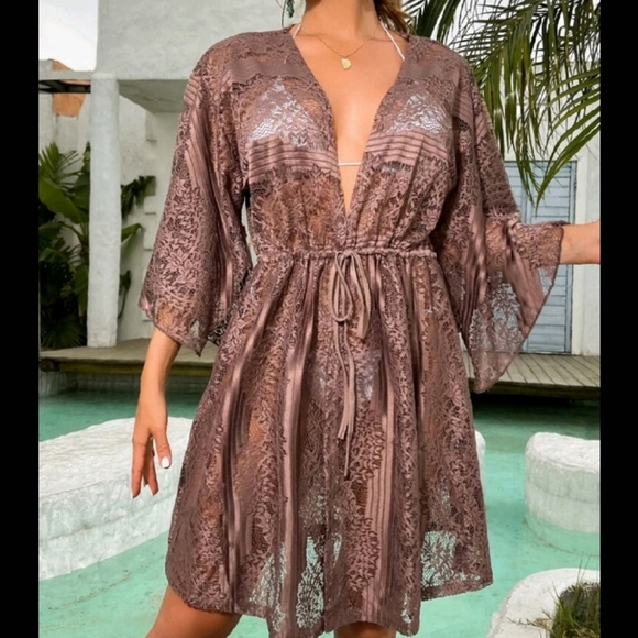 Front tie lace kimono - Picture 3 of 6